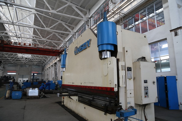 W67Y-500/6000液压折弯机