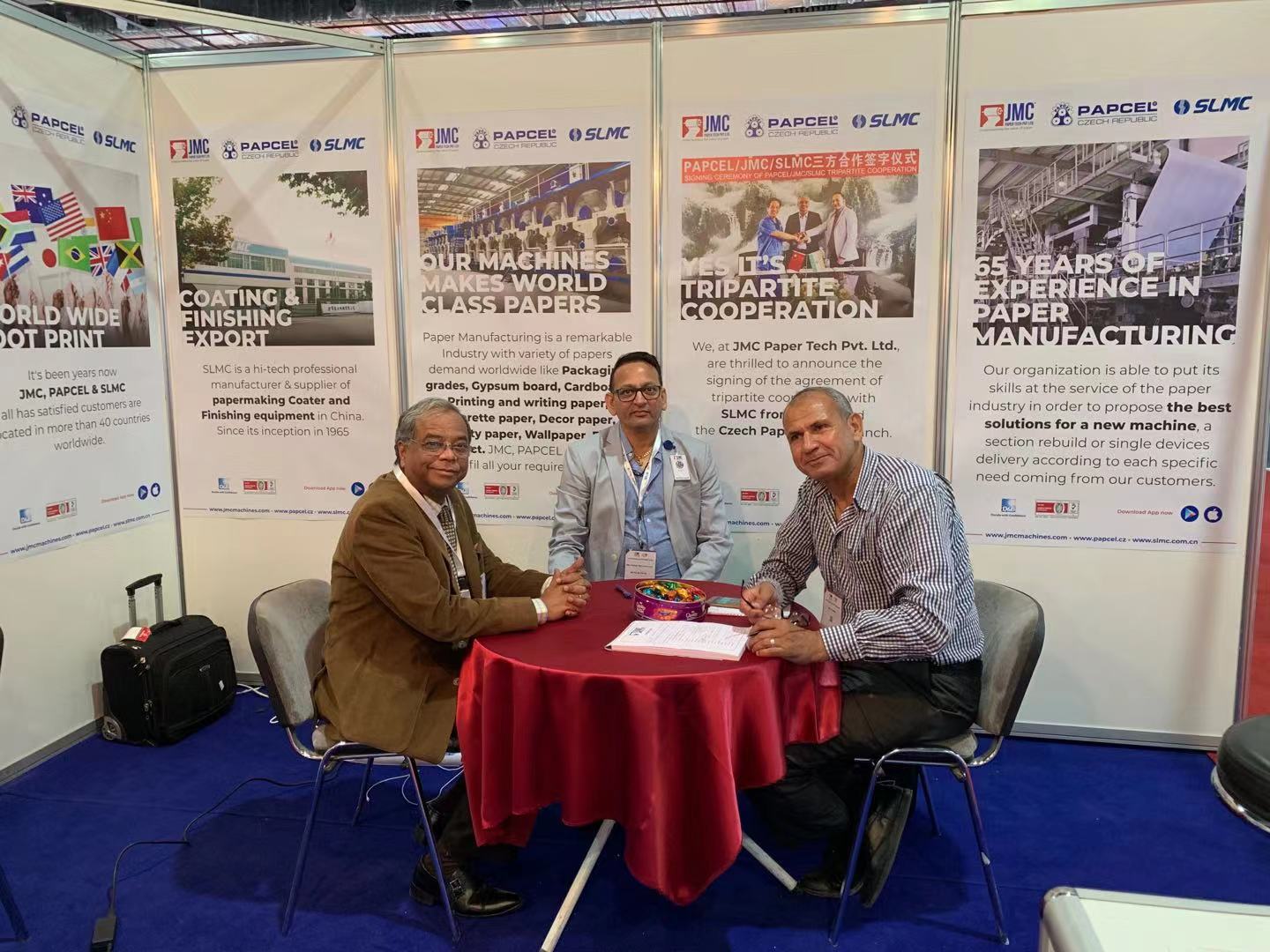 亮相国际纸展，展现IM体育官方网站风采