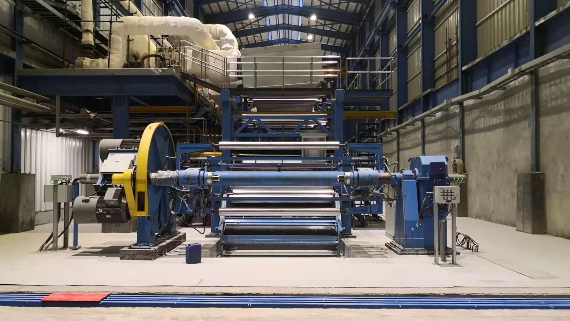 热烈祝贺埃及、伊朗两台涂布机设备顺利开车成功